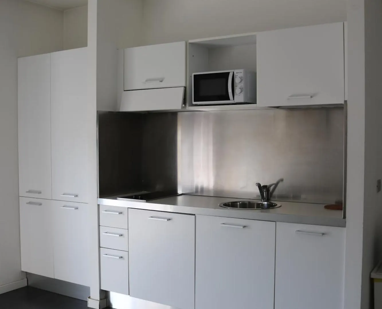 Niguarda Milano Residence M3 0*, Milan