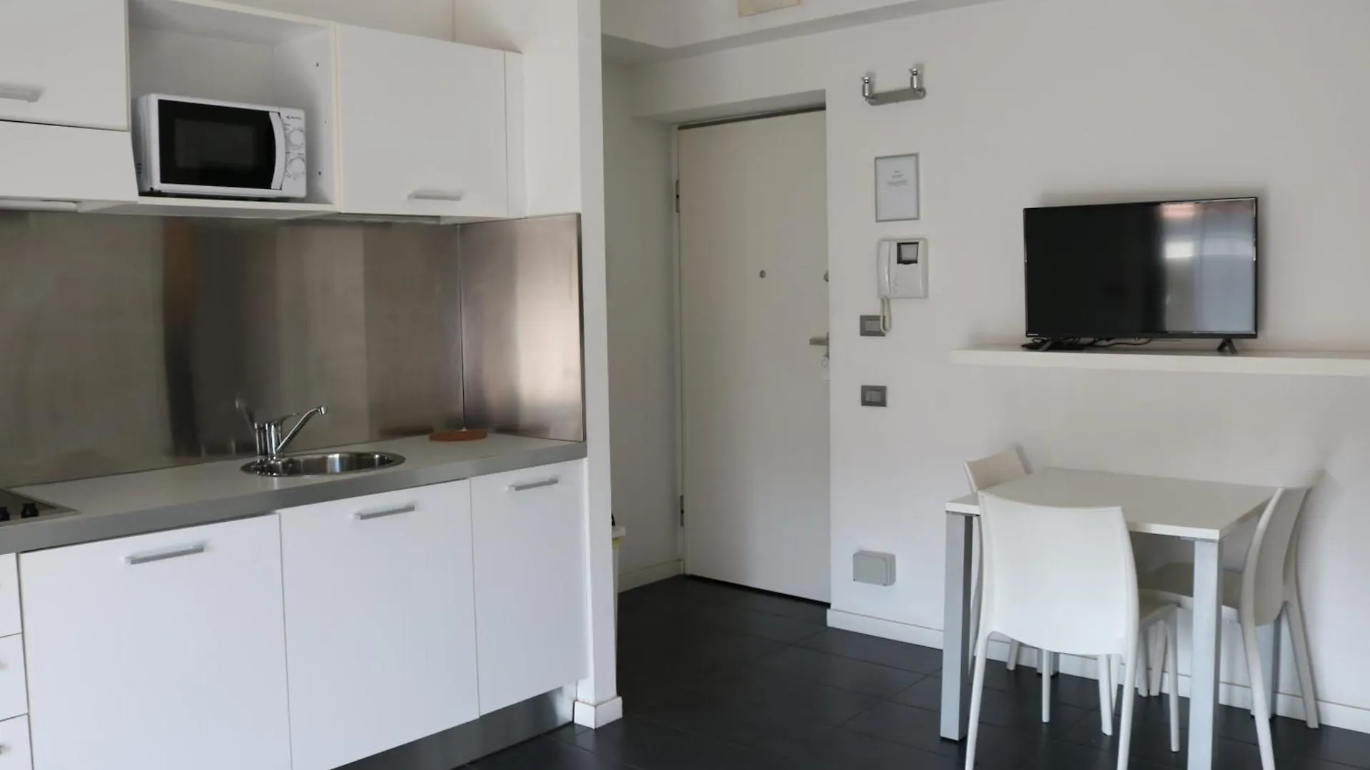 Niguarda Milano Residence M3 Milan